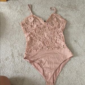 FOREVER 21 Lace body suit SIZE M